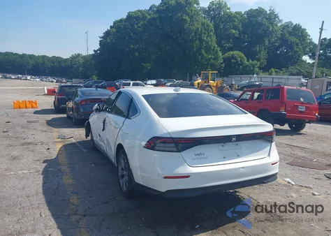 2024 Honda Accord Ex z USA, uszkodzony, nr VIN 1HGCY1F33RA004355